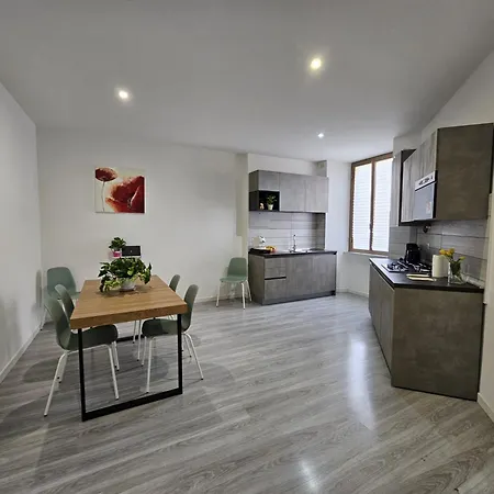 Be Your - Il Ferroviere Apartment Civitavecchia