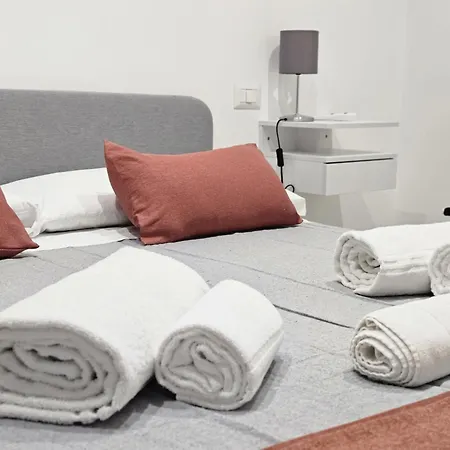 Apartment Be Your - Il Ferroviere *